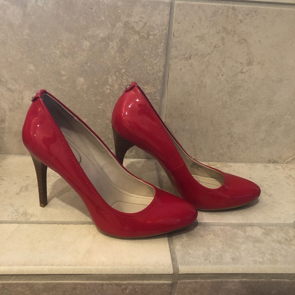 Calvin Klein got red heels